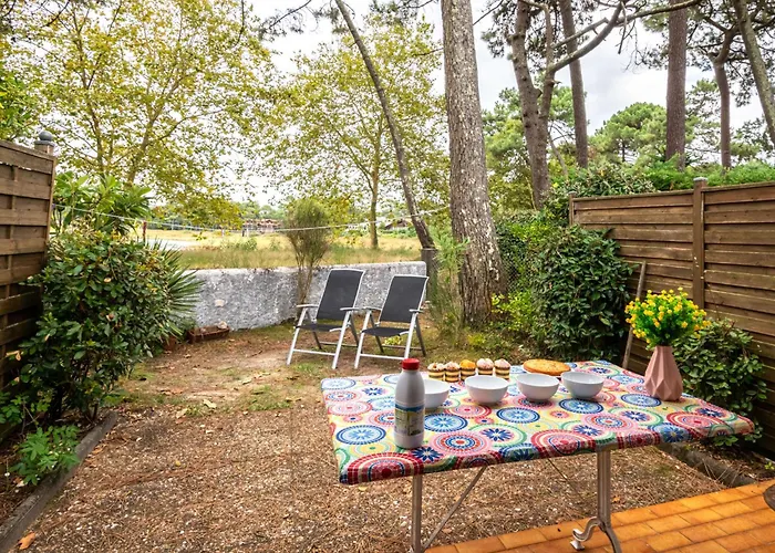 Lejlighed Hameau Du Courant-2 By Interhome